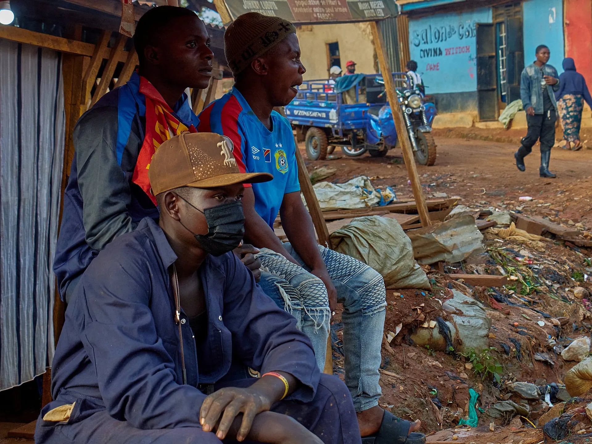 Ebola Spreads to Uganda, Escalating DRC Outbreak Crisis