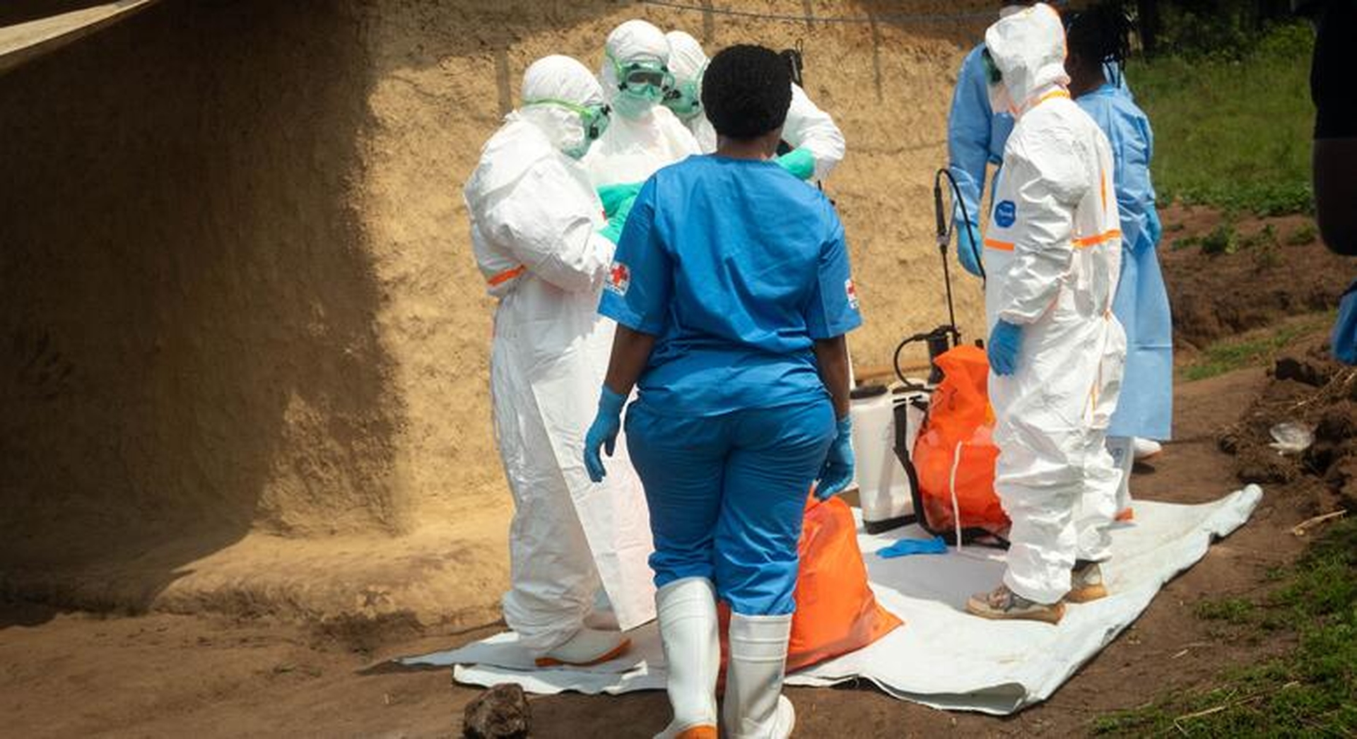 Global Health and Education Watch: Response must outpace spread of Ebola: UN relief chief